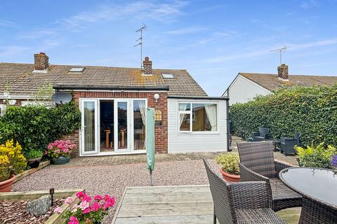 2 bedroom semi-detached bungalow for sale, Feverills Road, Little Clacton, Clacton-on-Sea, CO16