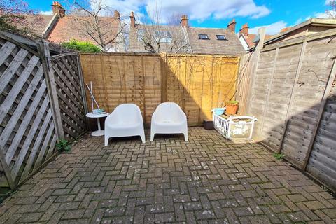21a Ruskin Road, Carshalton, SM5 3DD