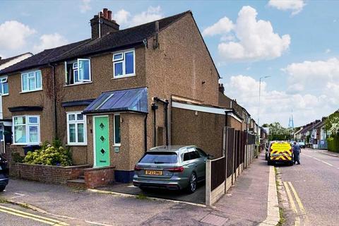 3 bedroom house for sale, William Street, Bushey