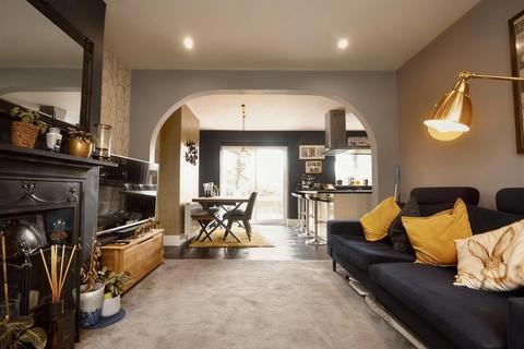 undefined, William Street, Bushey