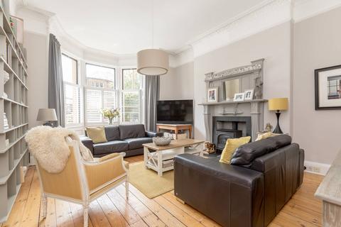 72 Strathearn Road, Edinburgh, EH9 2AF