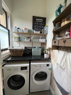 72 Strathearn Road, Edinburgh, EH9 2AF