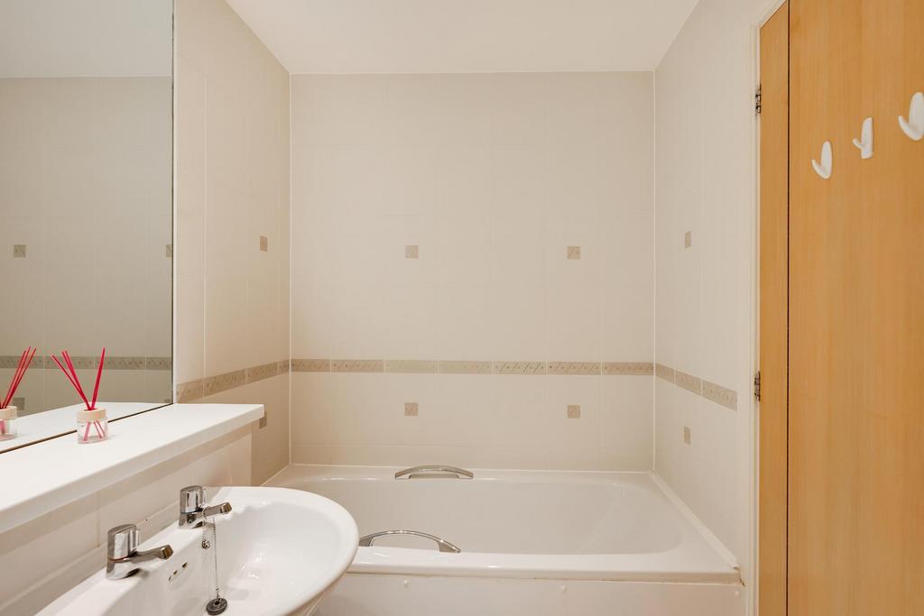Bathroom  ()