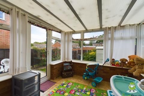 7 Sullivan Road, Brighton Hill, Basingstoke, RG22 4DP