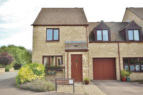 3 bedroom semi-detached house for sale, Broadway Close, Witney, OX28