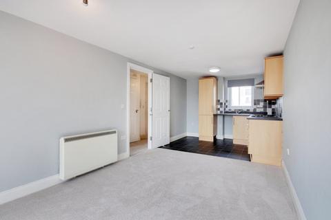 1 bedroom apartment for sale, South Street, Gravesend, Kent, DA12