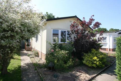 2 bedroom park home for sale, Bletchenden Road, Headcorn TN27