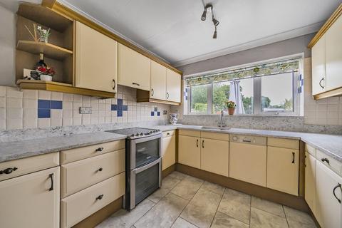 3 bedroom semi-detached house for sale, Heath Road, Beaconsfield, Buckinghamshire, HP9