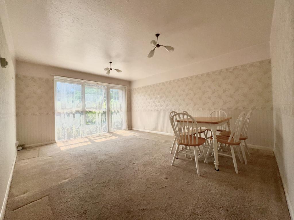 Living/Dining Room