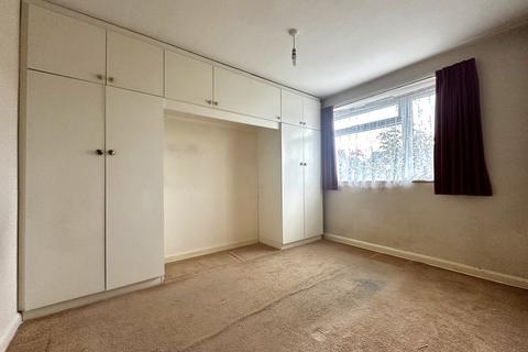 16 Avon Close, Watford, WD25 0DN