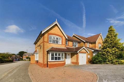 4 bedroom detached house for sale, Rother Avenue, Pevensey BN24