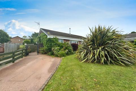 2 bedroom semi-detached bungalow for sale, Lon Y Fran, Glenfields, Caerphilly, CF83 2RX