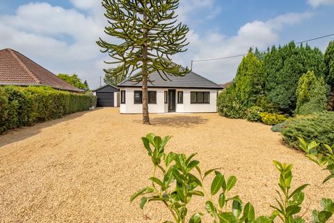 3 bedroom detached bungalow for sale, Ingoldisthorpe