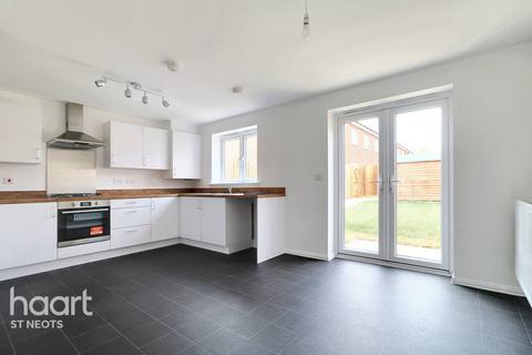 3 bedroom terraced house for sale, 44 Peacock Drive, Huntingdon