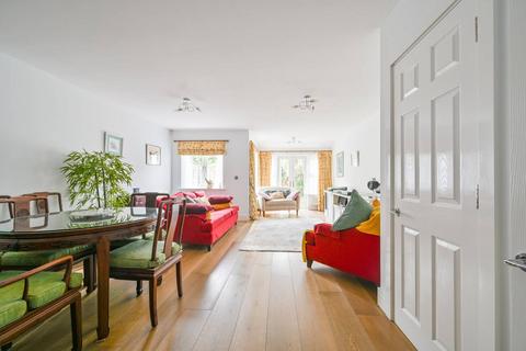 4 bedroom terraced house for sale, St Francis Place, Clapham South, London, SW12