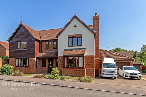 5 bedroom detached house for sale, Linceslade Grove, Loughton