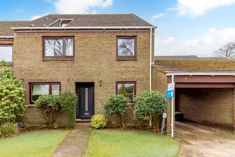 9 Gamekeeper's Park, Cramond, EH4 6PA