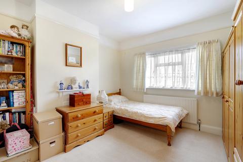 41 Cecil Road, London, W3 0DB