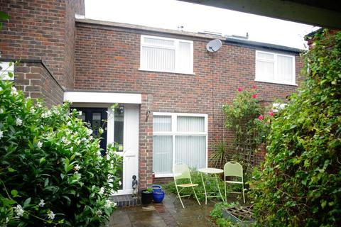 2 bedroom terraced house for sale, St Olaves Close, Staines-upon-Thames, TW18