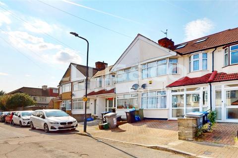 4 bedroom terraced house for sale, Lomond Close, Wembley, HA0