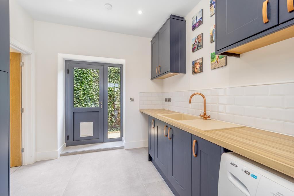 19a Weston Hills Road (Low Fulney)-61.jpg