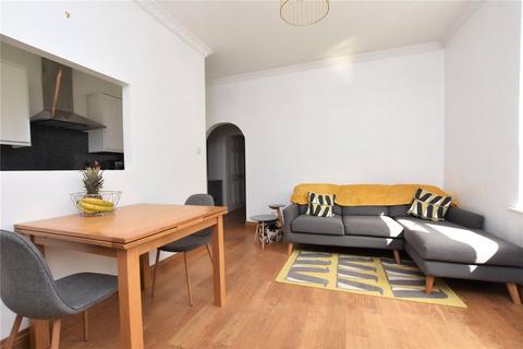 Flat, 8 Moor Road, Leeds, LS6 4BJ