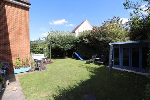 45 Hayfield, Stevenage, SG2 7JP