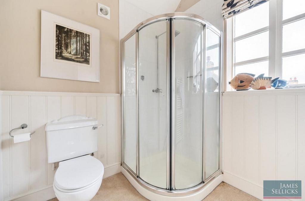 Family shower room