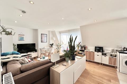 London NW6