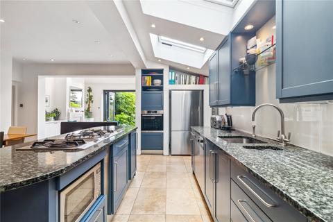 5 bedroom end of terrace house for sale, Cloudesdale Road, London, SW17