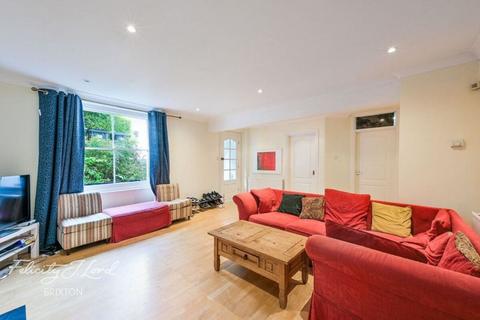St Martin's Road, London, SW9