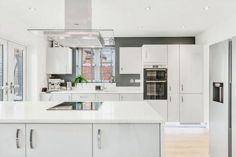 10 Pollards Road, Anstey, Leicester, LE7 7UG