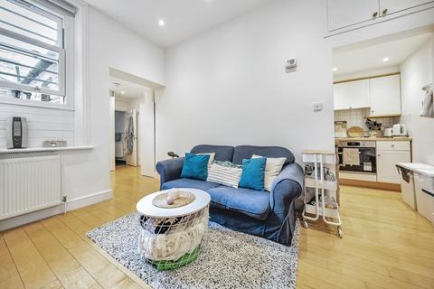 2 bedroom flat for sale, Putney High Street, Putney