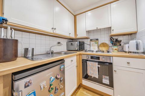 2 bedroom flat for sale, Putney High Street, Putney