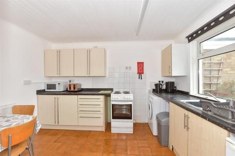10 Culpepper Close, Canterbury, CT2 7DD