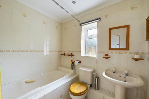 13 Campden Road, Tuffley, Gloucester, GL4 0HX