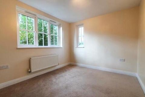2 bedroom flat to rent, Laxton Grove, Solihull, West Midlands, B91