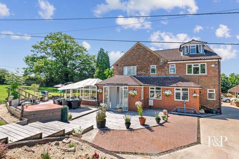 6 bedroom detached house for sale, Goughs Barn Lane, Warfield, Bracknell, Berkshire, RG42