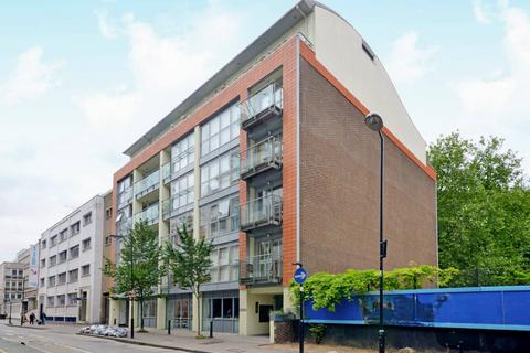 1 bedroom flat for sale, Featherstone Street, Old Street, London, EC1Y