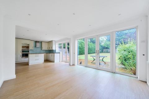 54 Bowes Hill, Rowland's Castle, PO9 6BS