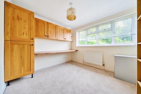 54 Bowes Hill, Rowland's Castle, PO9 6BS