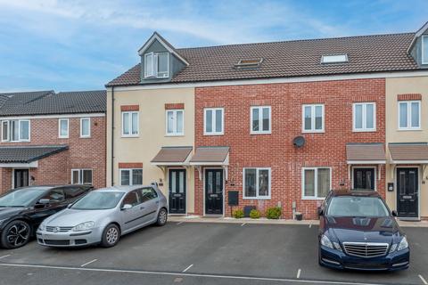 3 bedroom townhouse for sale, Wisteria Road, Stoke Bardolph, Nottingham, NG14 5JA