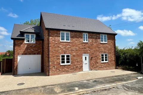 4 bedroom detached house for sale, The Causeway, Carlton, MK43