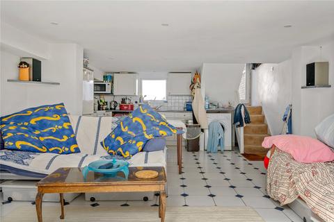 70 Buttesland Street, London, N1 6BY
