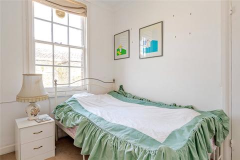 70 Buttesland Street, London, N1 6BY