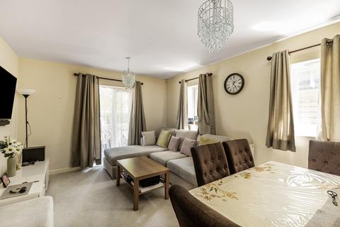 2 bedroom apartment for sale, Cassio Place, Watford, WD18