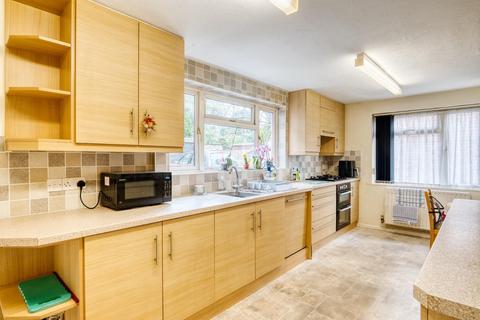 undefined, Three bedroom family home in the heart of Cleeve