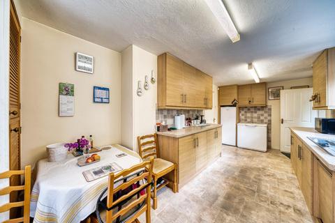 undefined, Three bedroom family home in the heart of Cleeve