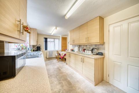 3 bedroom semi-detached house for sale, Three bedroom family home in the heart of Cleeve