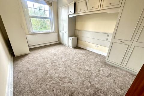 undefined, Thornbury Road,  Isleworth, TW7